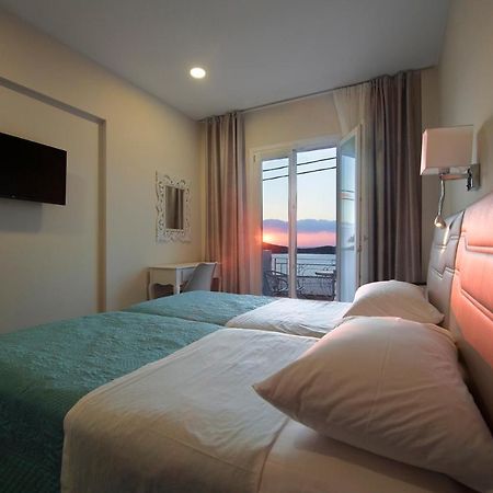 Hyperion Hotel Myrties Bagian luar foto