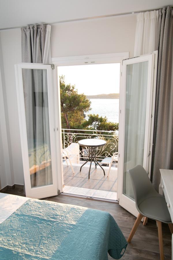 Hyperion Hotel Myrties Bagian luar foto